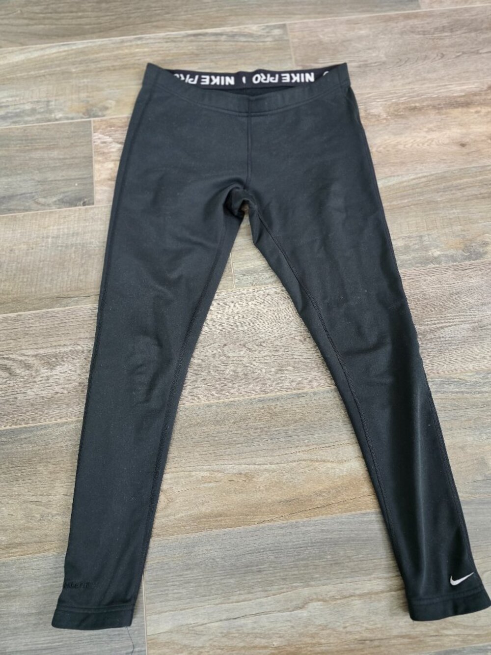 NIKE DRY FIT RUNNING PANTS SIZE SMALL